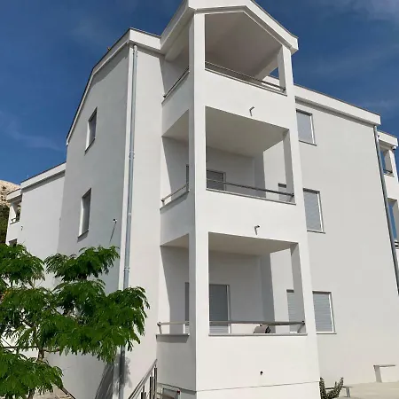 Apartments By Resort Culina Metajna Exterior photo